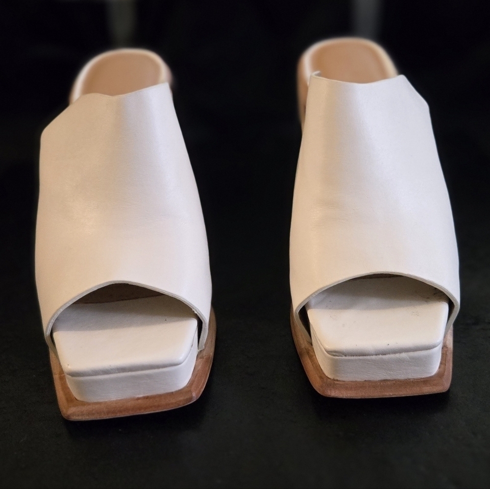 Wal & Pai Elegant White Women's Heel Mules Tan - Picture 3 of 8